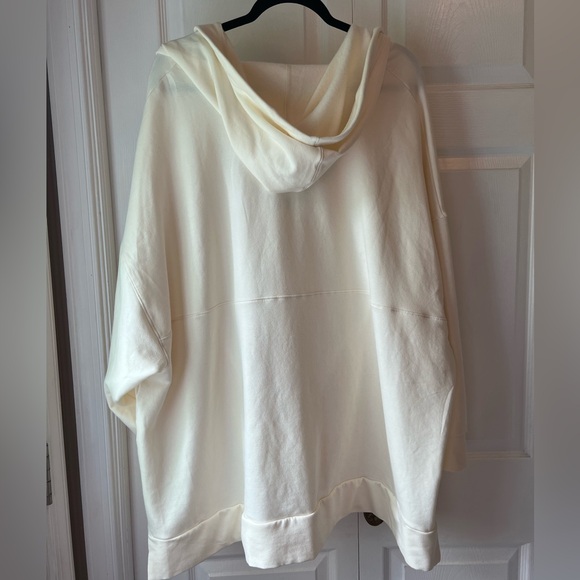 Old Navy Oversized V-Neck Sweatshirt - Picture 2 of 4